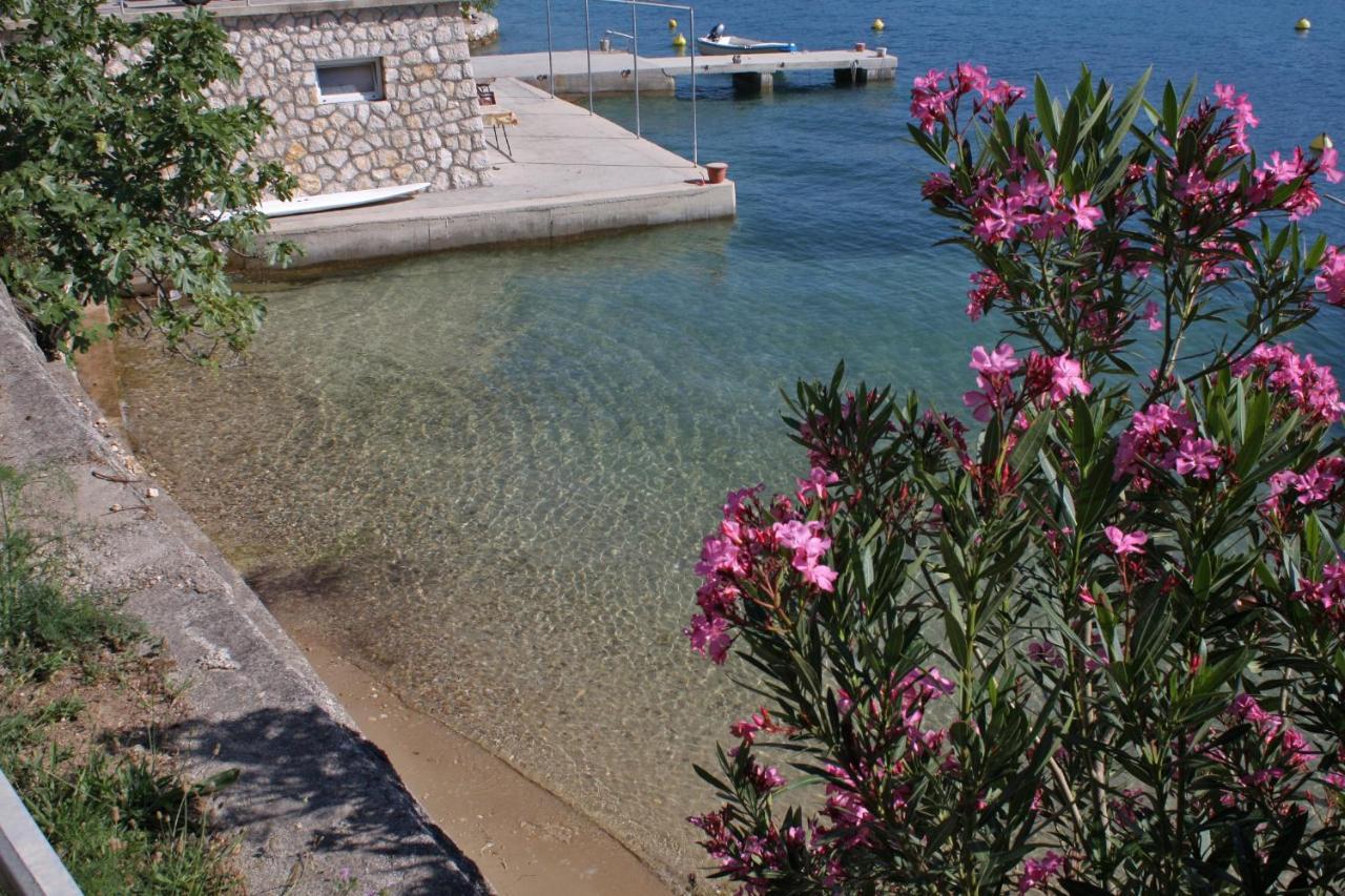 Apartments And Rooms By The Sea Supetarska Draga - Gornja, Rab - 11579 Exterior foto