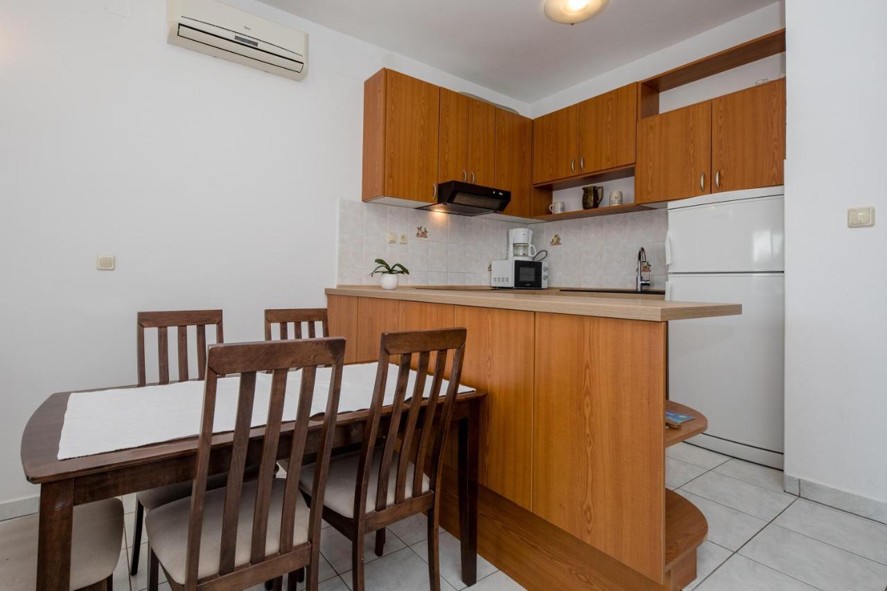 Apartments And Rooms By The Sea Supetarska Draga - Gornja, Rab - 11579 Exterior foto