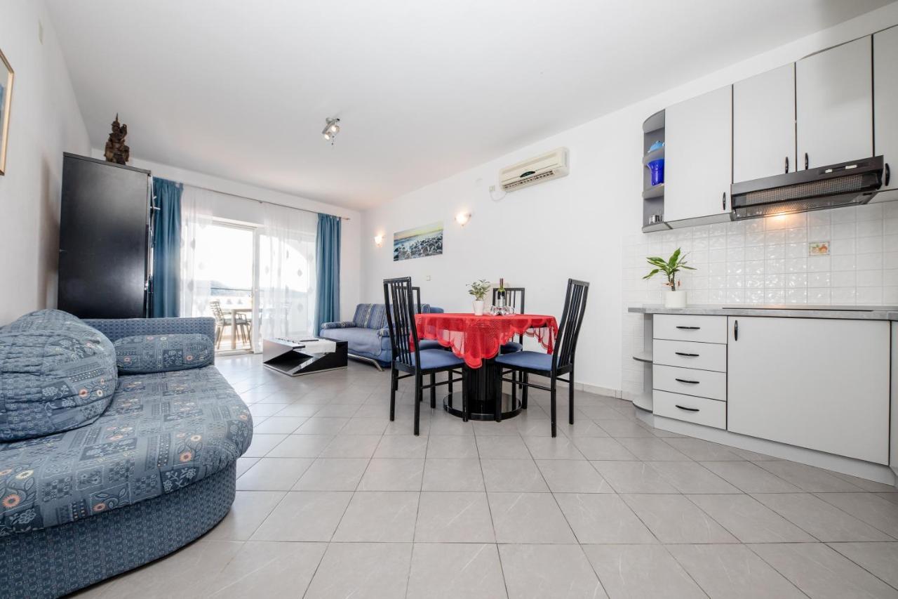 Apartments And Rooms By The Sea Supetarska Draga - Gornja, Rab - 11579 Exterior foto
