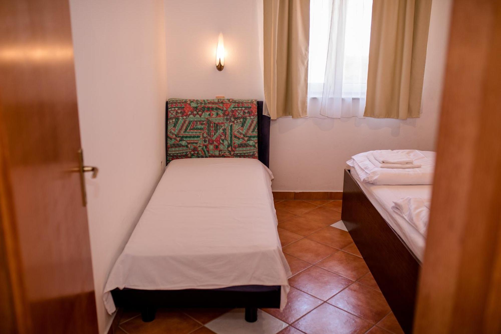 Apartments And Rooms By The Sea Supetarska Draga - Gornja, Rab - 11579 Zimmer foto